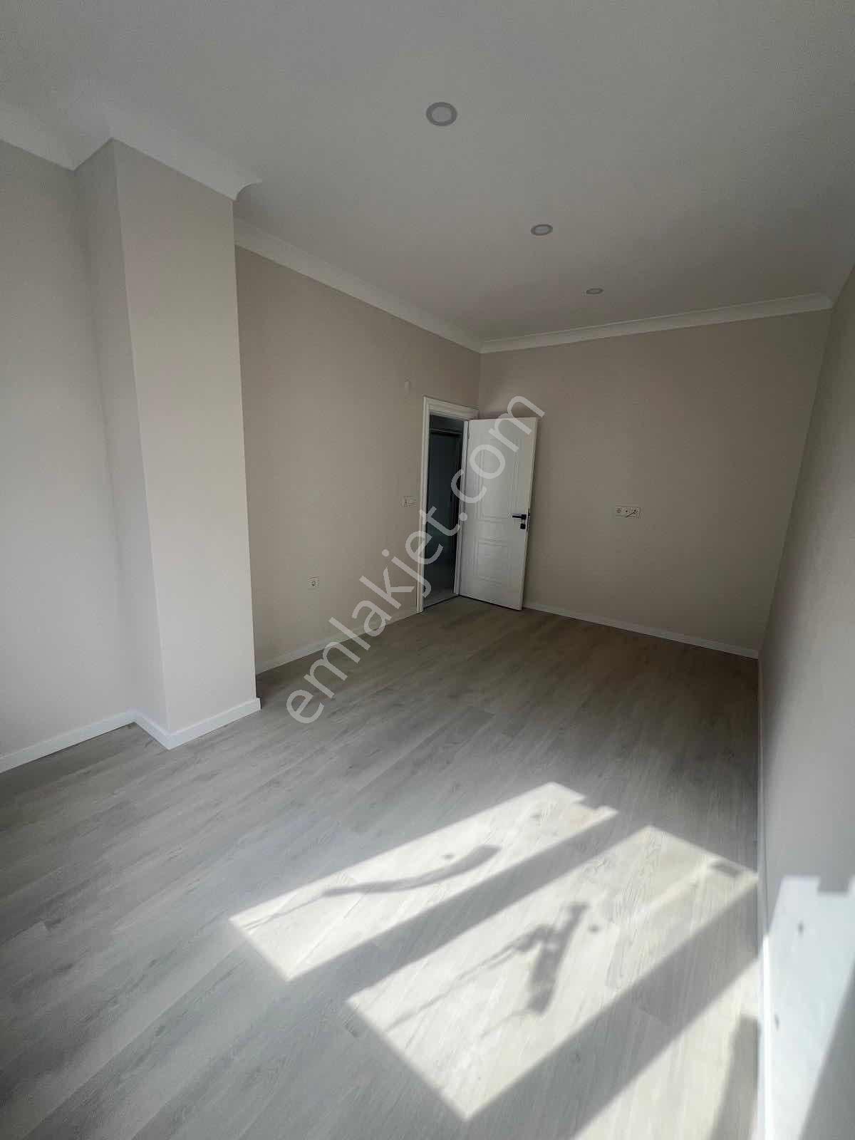 Taşoluk Belediyeye Yakın 110 M2 Satılık Çift Balkonlu Ferah 2+1 — fotoğraf 12