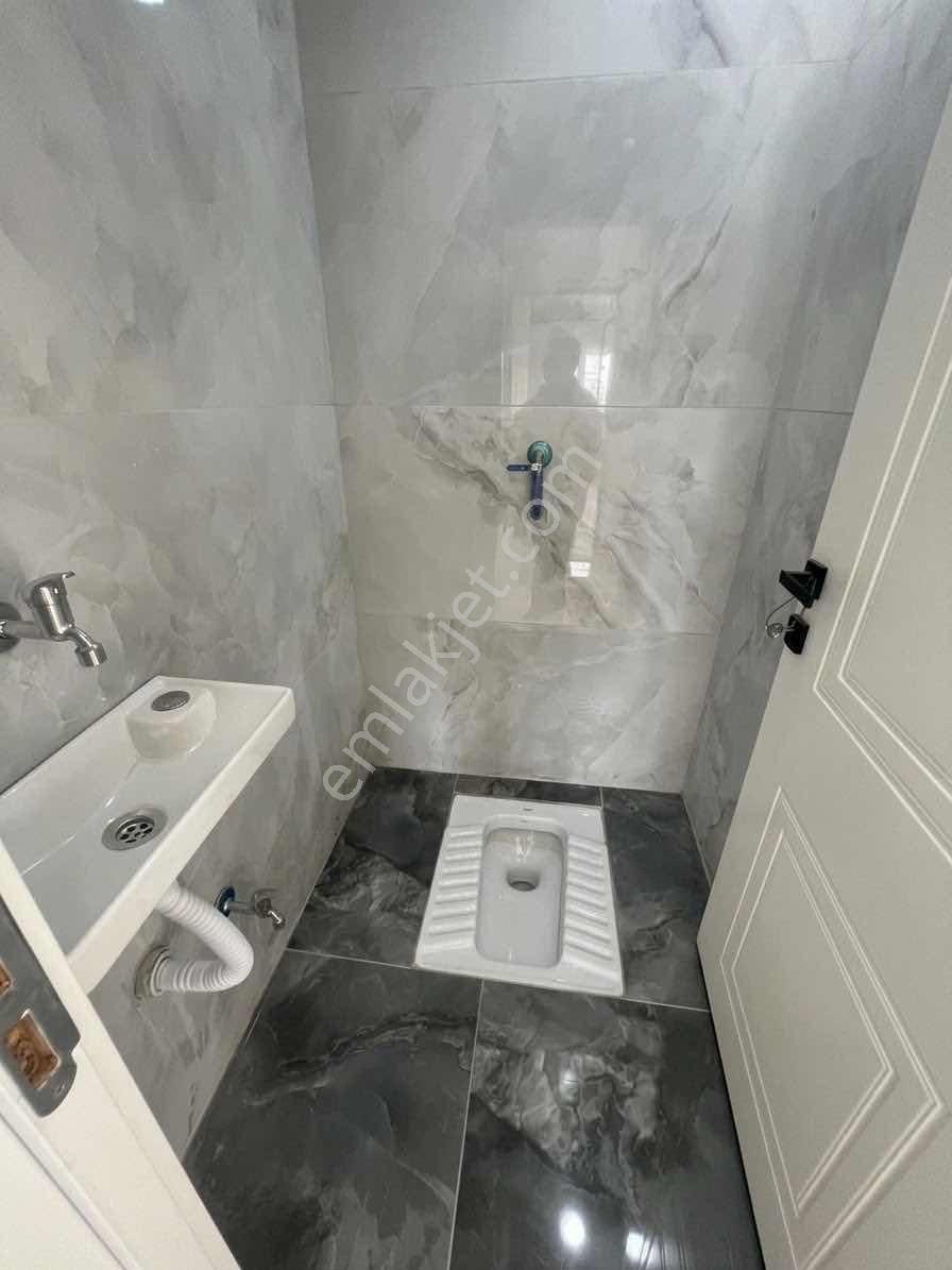 Taşoluk Belediyeye Yakın 110 M2 Satılık Çift Balkonlu Ferah 2+1 — fotoğraf 15