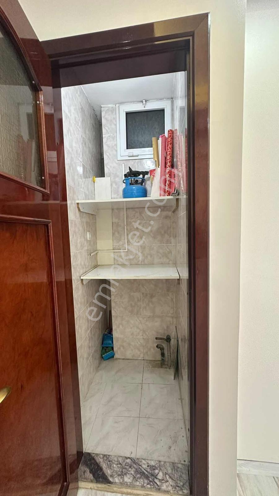Güzelyalı Mh Sahile Yürüme Mesafesi 3+1 Arakat Genç Bina Satılık — fotoğraf 11