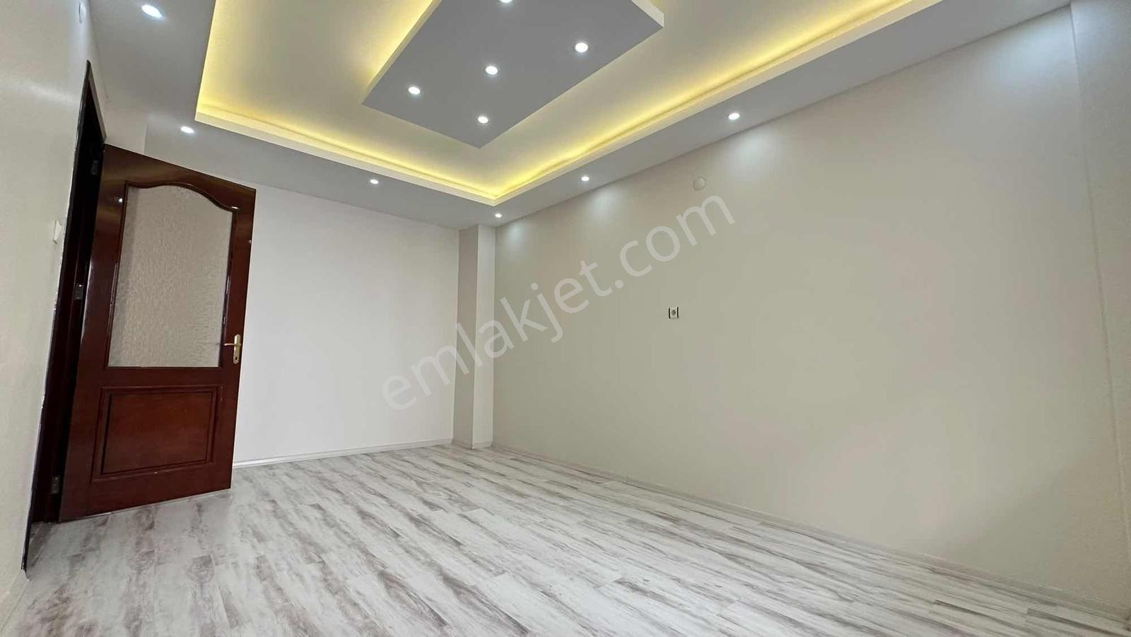 Güzelyalı Mh Sahile Yürüme Mesafesi 3+1 Arakat Genç Bina Satılık — fotoğraf 18