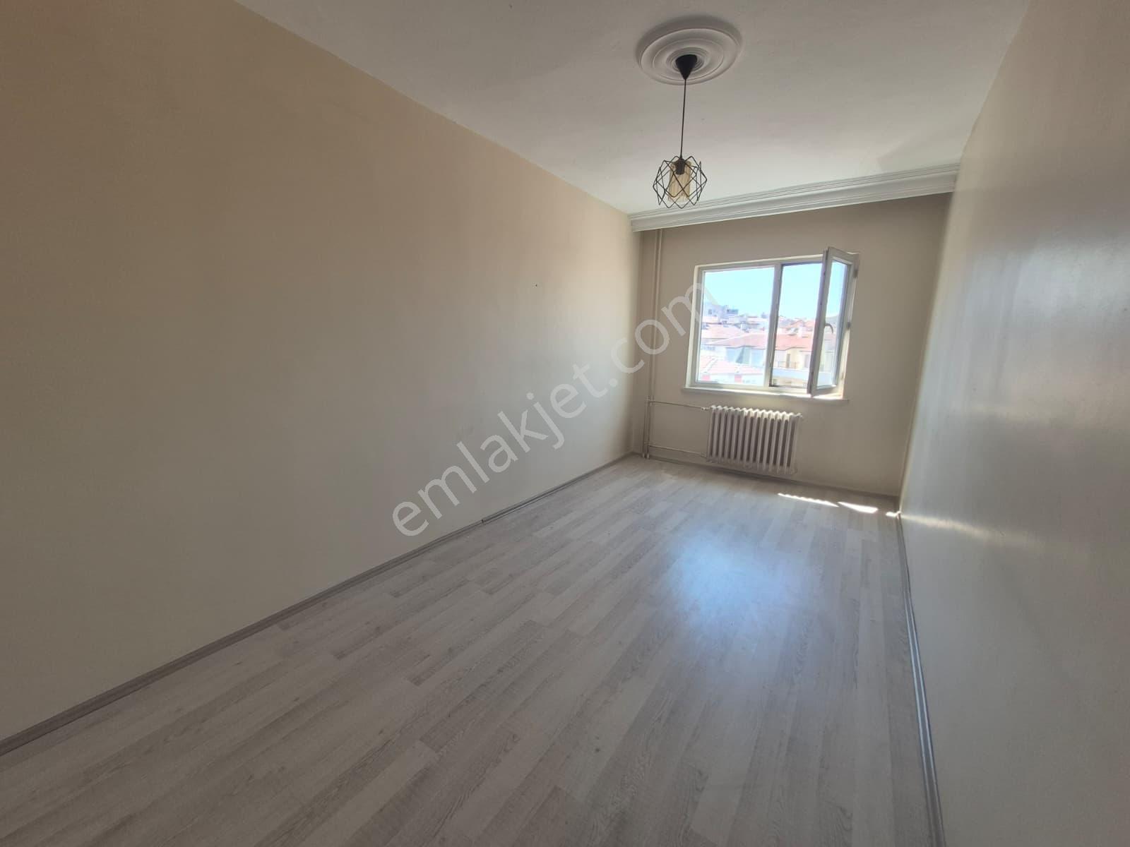 Rba'dan Yıldıztepe'de Cadde Üzeri 3+1 Satılık Fırsat Daire — fotoğraf 18