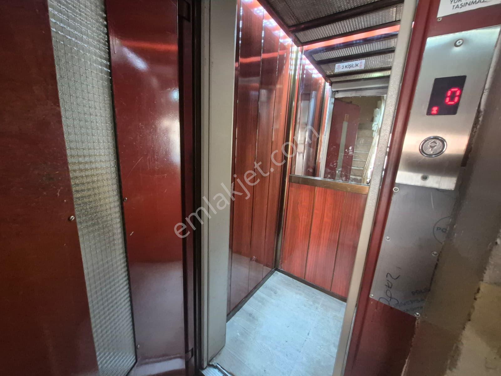 Rba'dan Yıldıztepe'de Cadde Üzeri 3+1 Satılık Fırsat Daire — fotoğraf 25