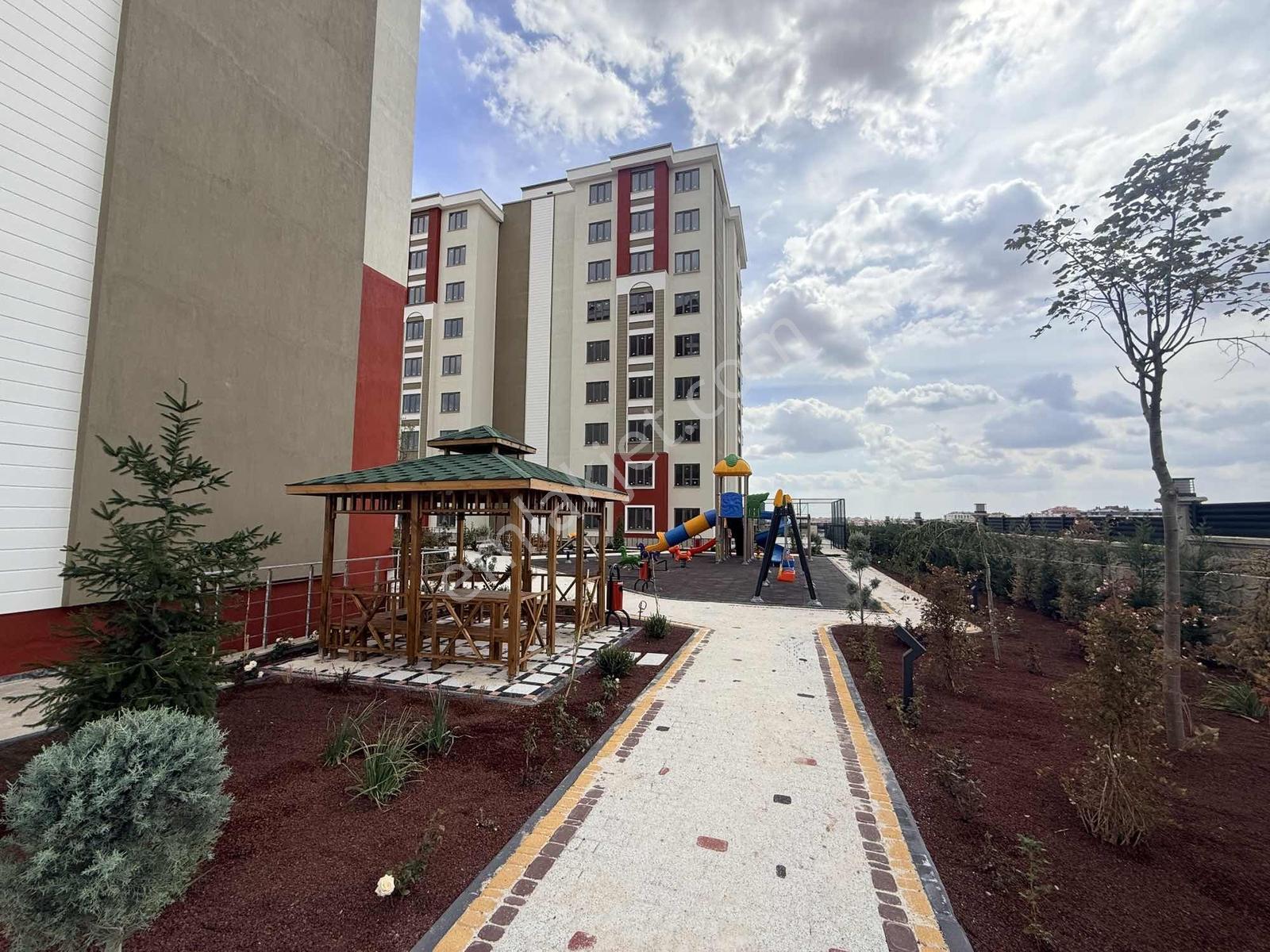 Yks Gayrimenkulden Sancak'ta 3+1 Lüks Sıfır Oturuma Hazır Daire — fotoğraf 2