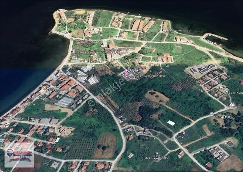 Re/max Şehir'den Çınarcık Koru'da Konut İmarlı Satılık Arsa — fotoğraf 3