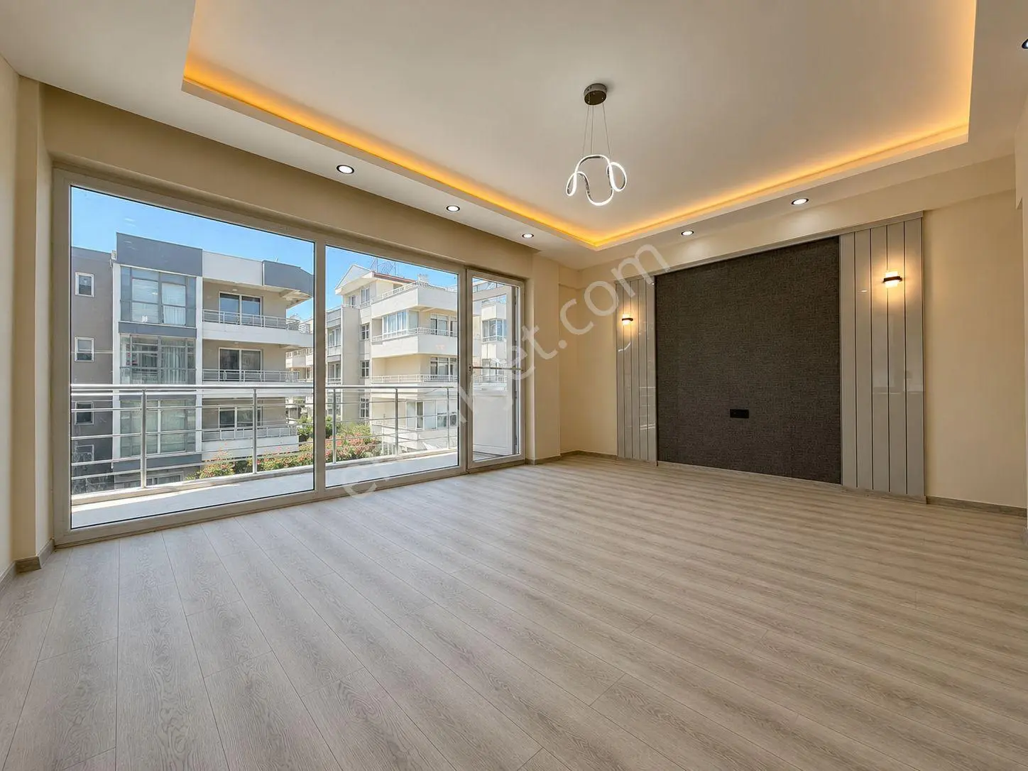 ▓yükselden Akçay'da Arakat Ayrı Mutfaklı Ön Cephe Lux 2+1 Daire▓ — fotoğraf 2