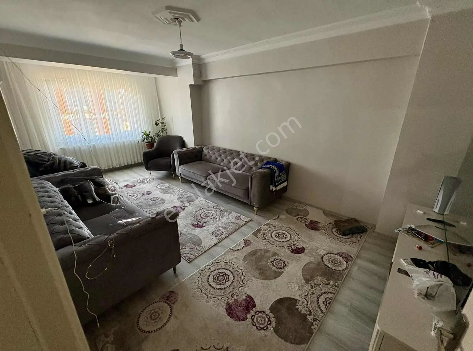 Mercan Emlak'tan 2+1 Balkonlu Masrafsız Ara Kat — fotoğraf 3