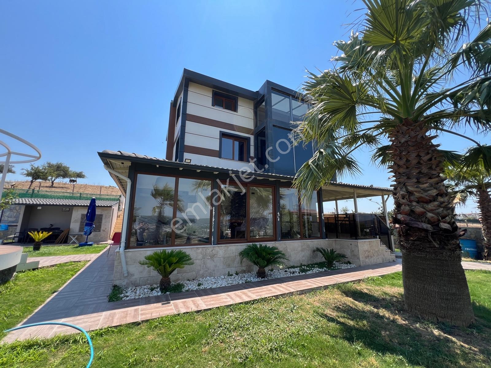 Seferihisar Ulamış'ta Satılık Müstakil Havuzlu Villa Ve Arsa — fotoğraf 11