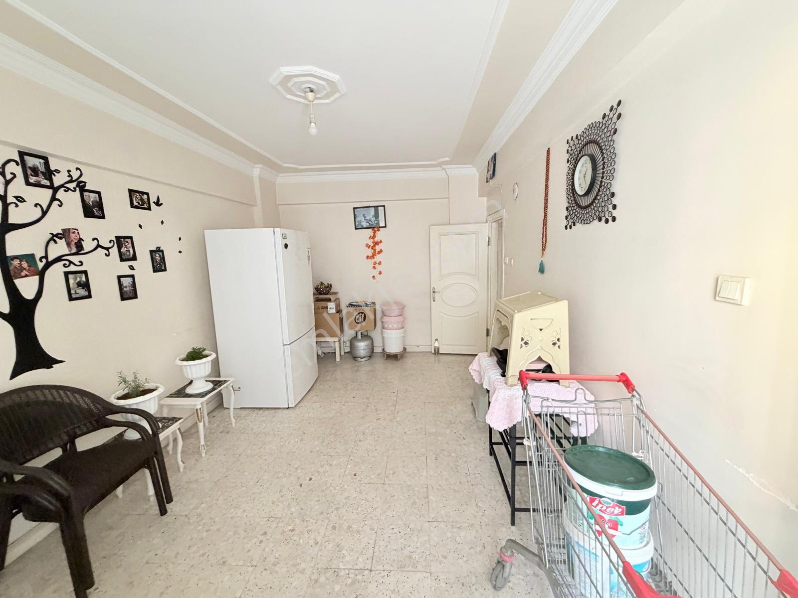 Prestij'den Yeni Mah'de Geniş Oturumlu Temiz 4+1 Daire — fotoğraf 11