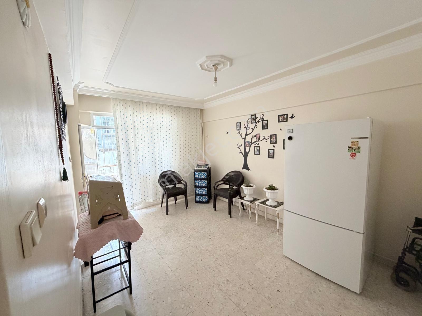 Prestij'den Yeni Mah'de Geniş Oturumlu Temiz 4+1 Daire — fotoğraf 13