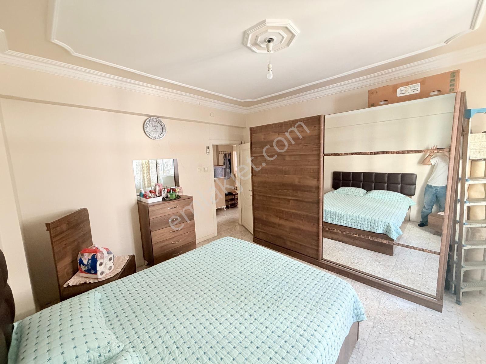 Prestij'den Yeni Mah'de Geniş Oturumlu Temiz 4+1 Daire — fotoğraf 18