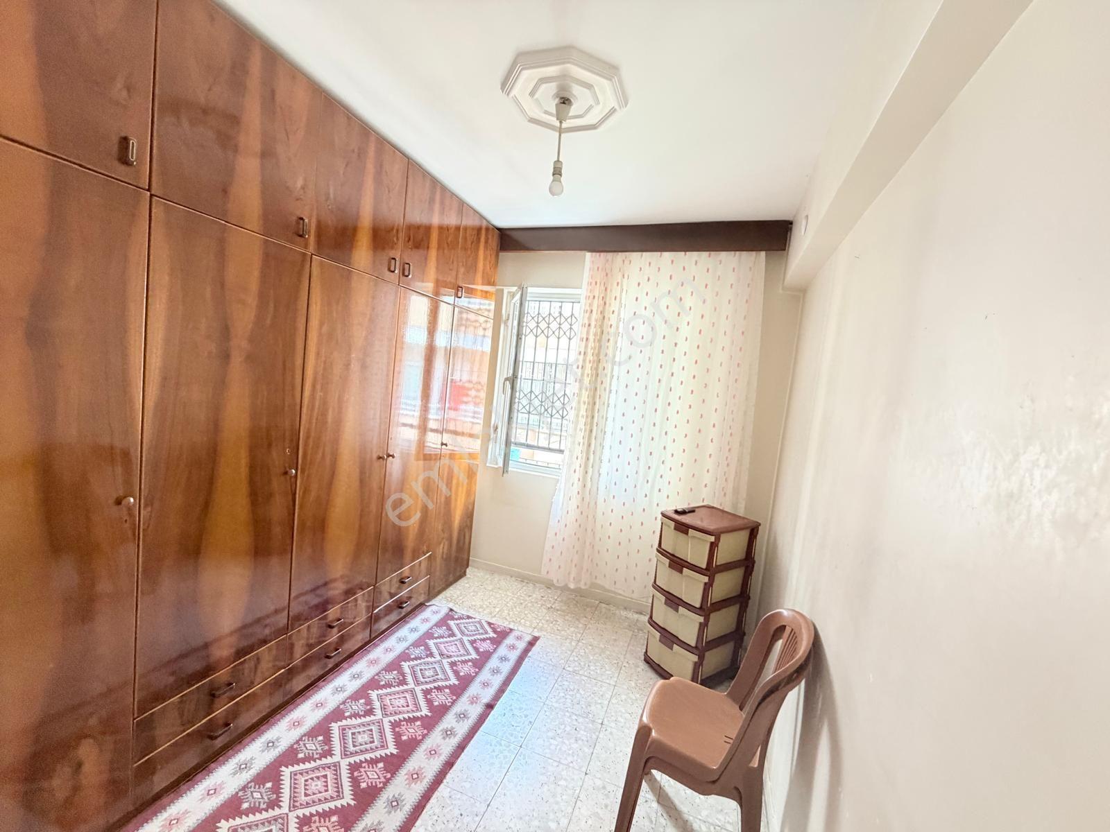 Prestij'den Yeni Mah'de Geniş Oturumlu Temiz 4+1 Daire — fotoğraf 19