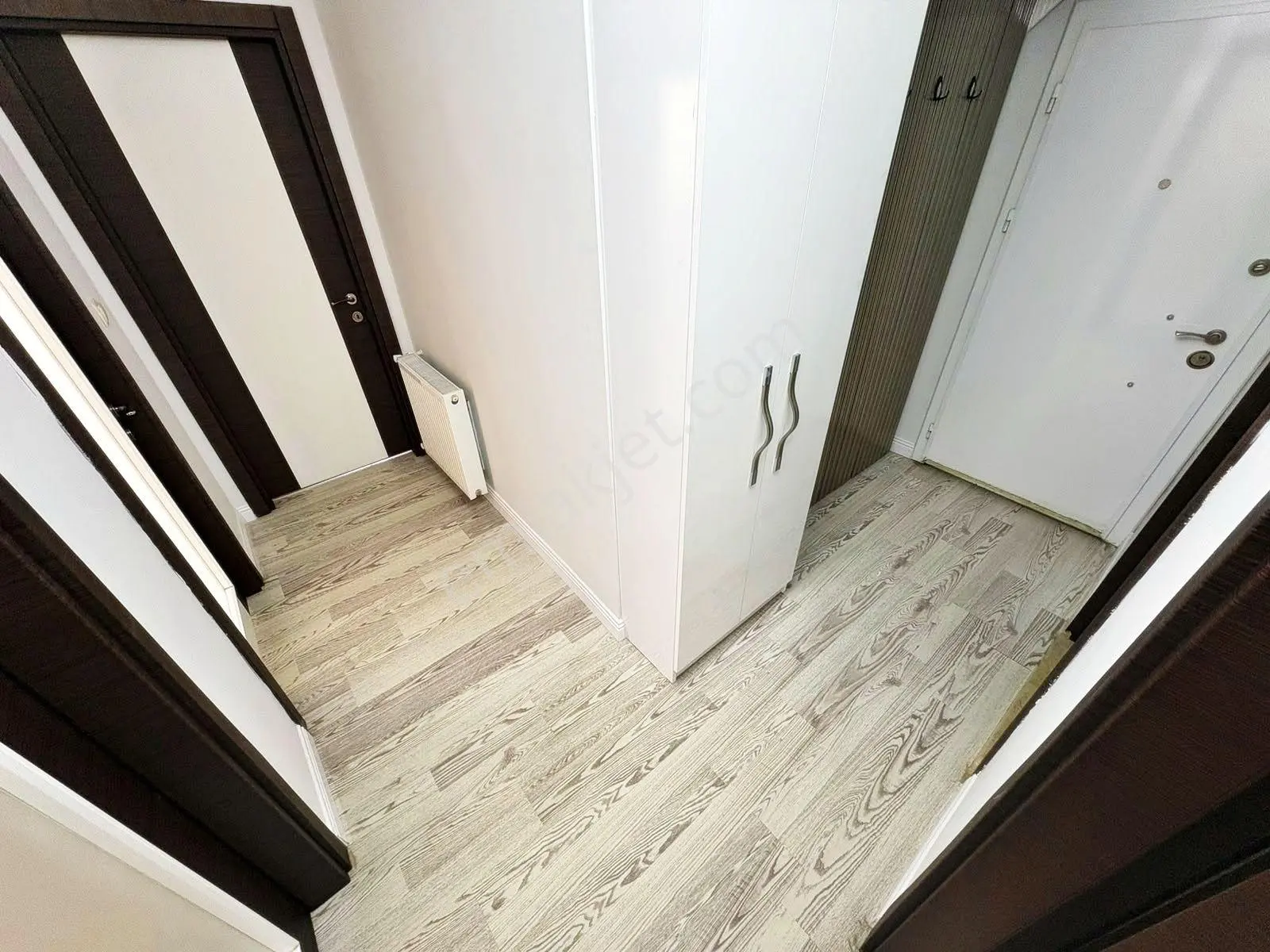 Aktiften Akçay'da Satılık 7 Yaşında Arakat Harika Tasarımlı 2+1 Daire — fotoğraf 10
