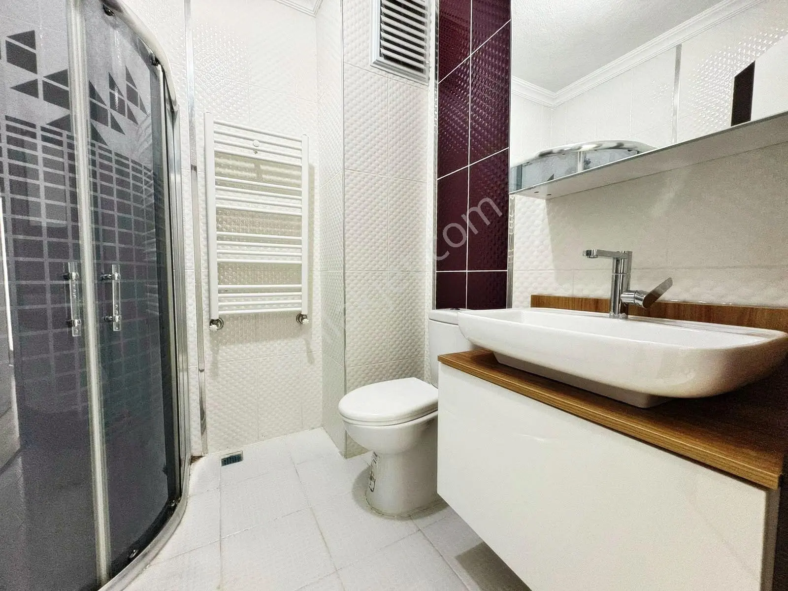 Aktiften Akçay'da Satılık 7 Yaşında Arakat Harika Tasarımlı 2+1 Daire — fotoğraf 18