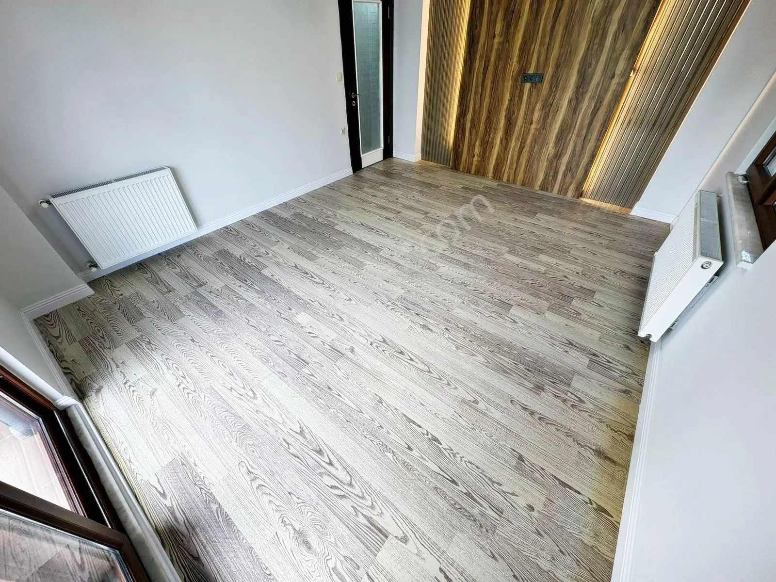Aktiften Akçay'da Satılık 7 Yaşında Arakat Harika Tasarımlı 2+1 Daire — fotoğraf 32