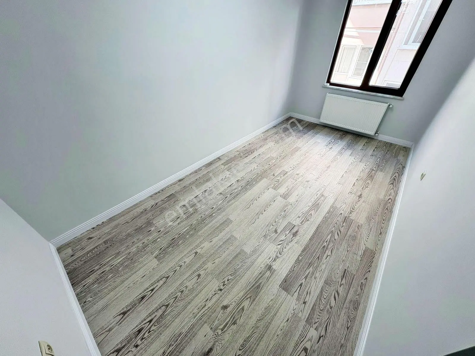 Aktiften Akçay'da Satılık 7 Yaşında Arakat Harika Tasarımlı 2+1 Daire — fotoğraf 35