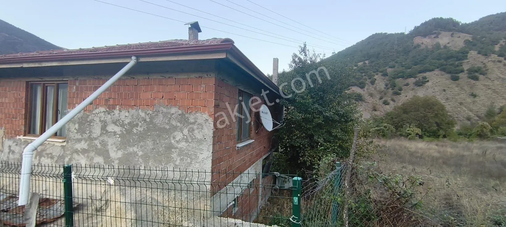 Karabük Merkez Pirinçlik Mevkii Kahyalar Köyü’nde 788 M² Arsa İçerisinde Müstakil Bahçeli Ev! — fotoğraf 8
