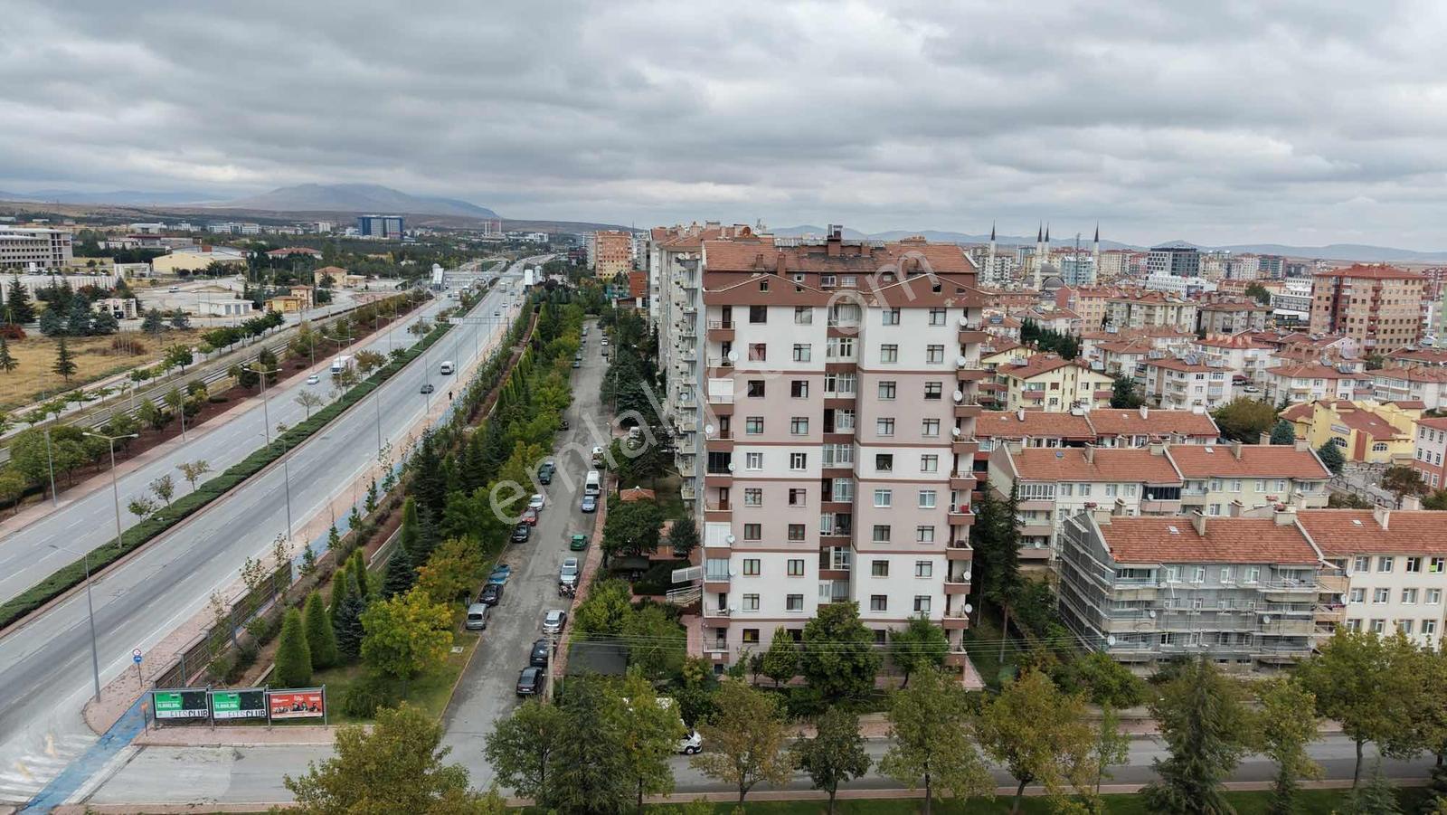 Net Emlaktan Ana Yol Üzeri 3+1 Ara Kat Bakımlı Tüm Kredilere Uyg — fotoğraf 8