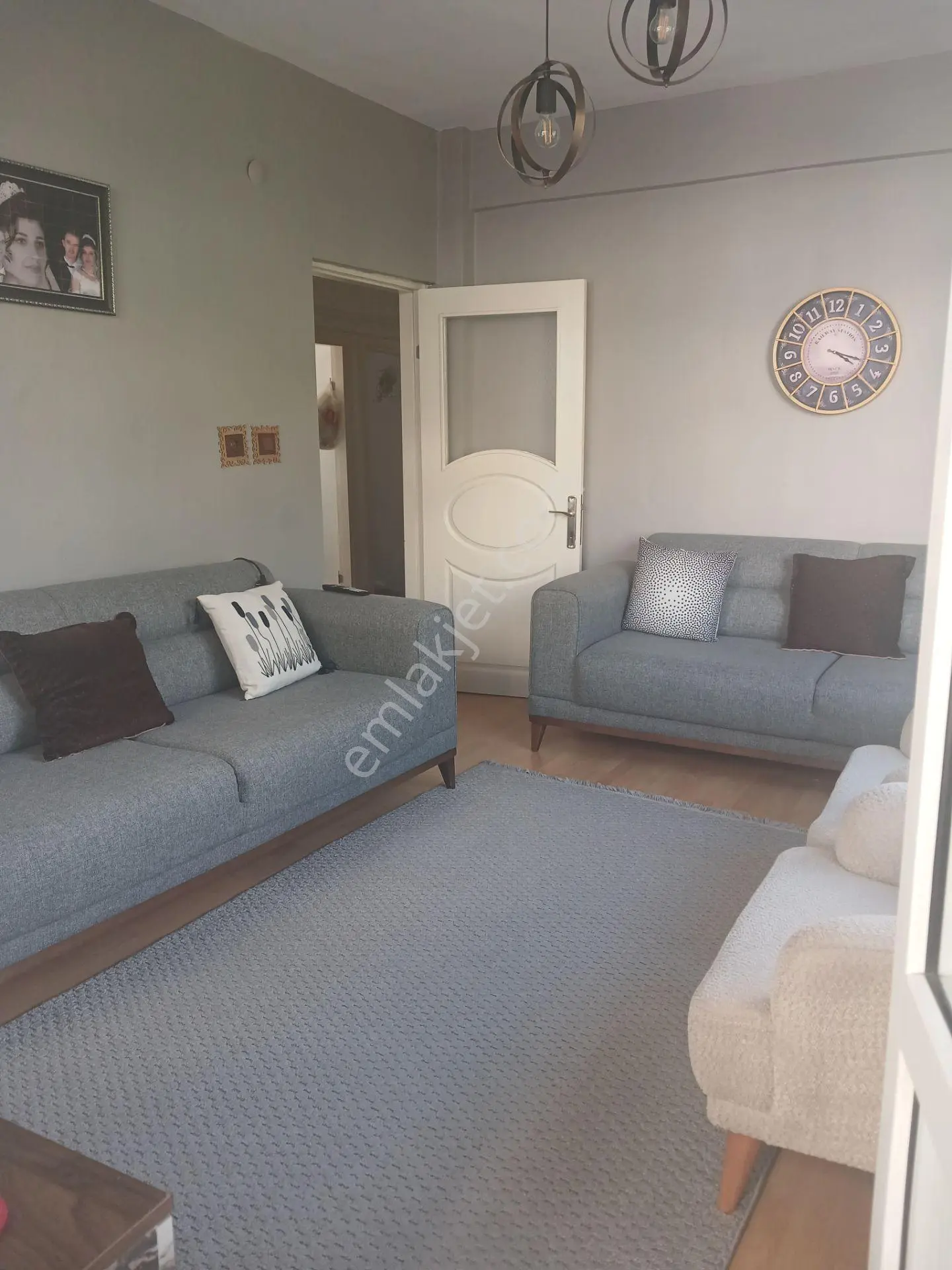 Sarıyer Merkez Mahallesinde 2+1 Geniş Oturumlu Fırsat Satılık Daire — fotoğraf 6