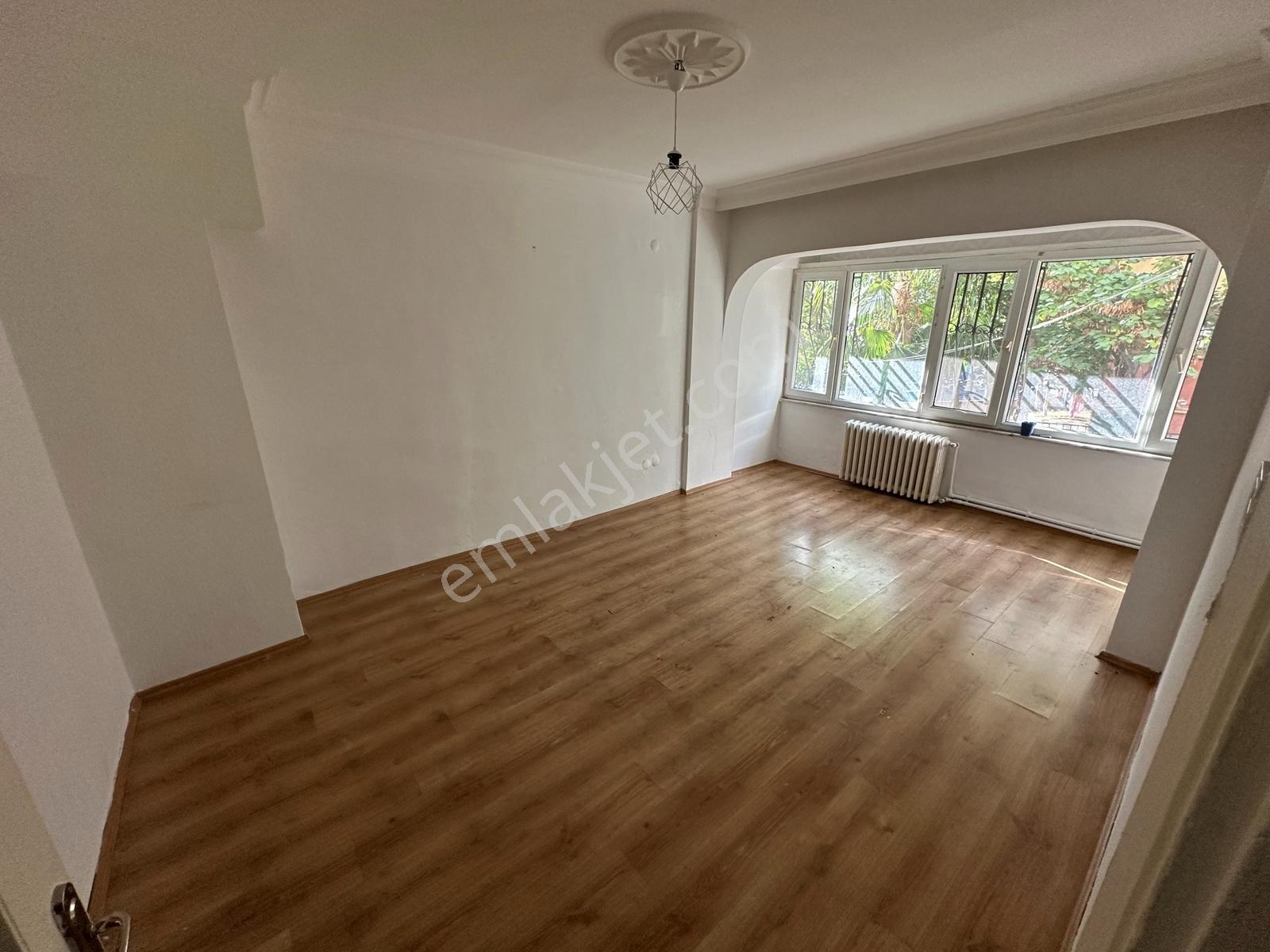 Satılık Yatırımlık Daire Eyüpsultan Binevler Sitesinde 80 M² — fotoğraf 2