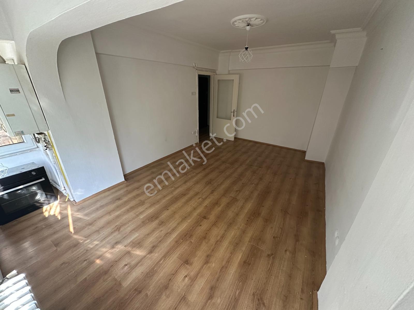 Satılık Yatırımlık Daire Eyüpsultan Binevler Sitesinde 80 M² — fotoğraf 4