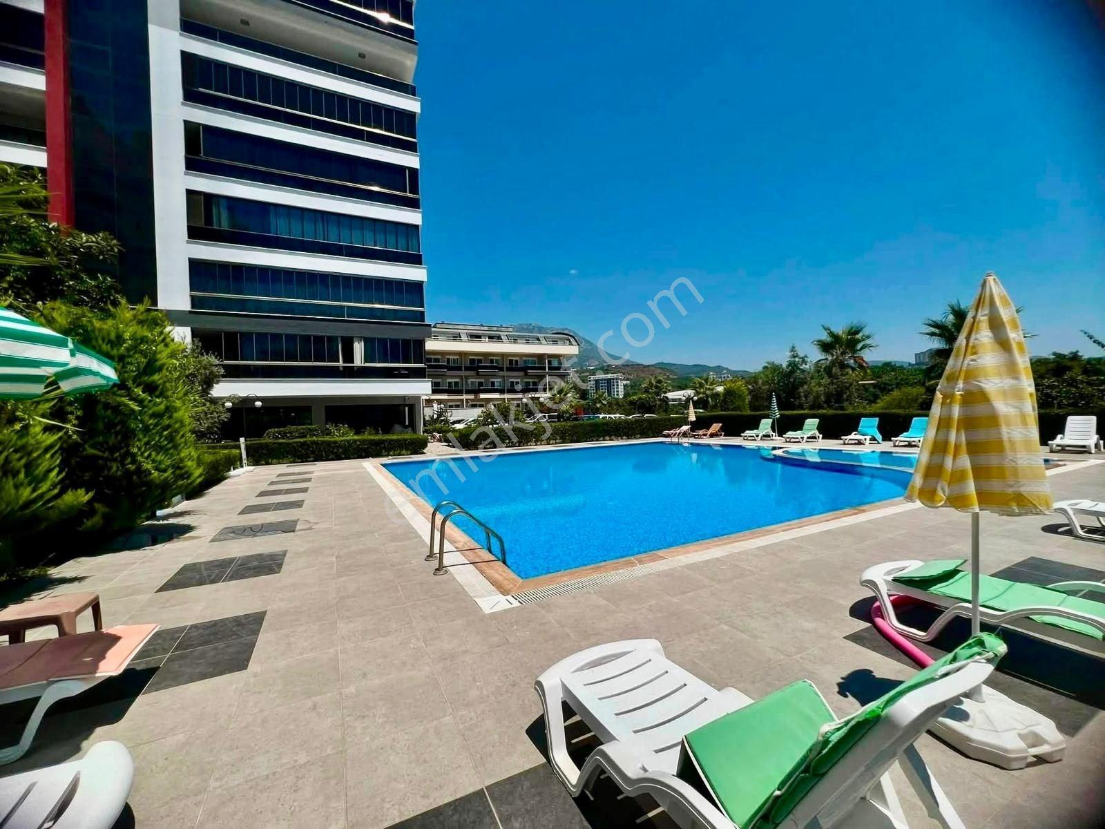 Alanya Mahmutlarda Geniş Plana Sahip Lüks Komplekste 3+1 Satılık Daire — fotoğraf 2