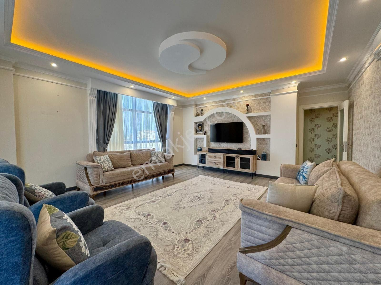 Alanya Mahmutlarda Geniş Plana Sahip Lüks Komplekste 3+1 Satılık Daire — fotoğraf 3