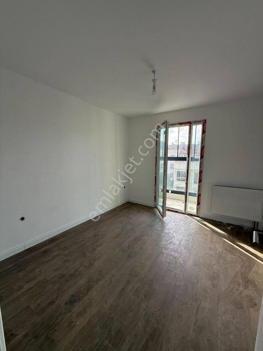 Gaziosmanpaşa Merkez Evleri Satılık Daire 1+1 — fotoğraf 4