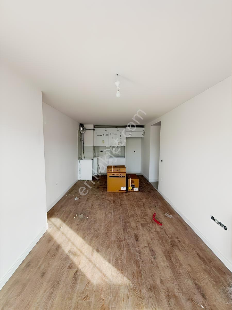 Gaziosmanpaşa Merkez Evleri Satılık Daire 1+1 — fotoğraf 6