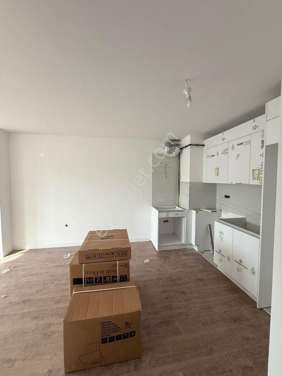 Gaziosmanpaşa Merkez Evleri Satılık Daire 1+1 — fotoğraf 11
