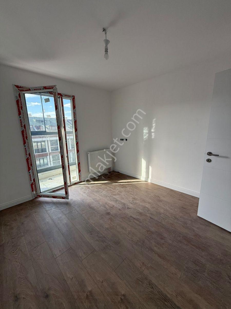 Gaziosmanpaşa Merkez Evleri Satılık Daire 1+1 — fotoğraf 12