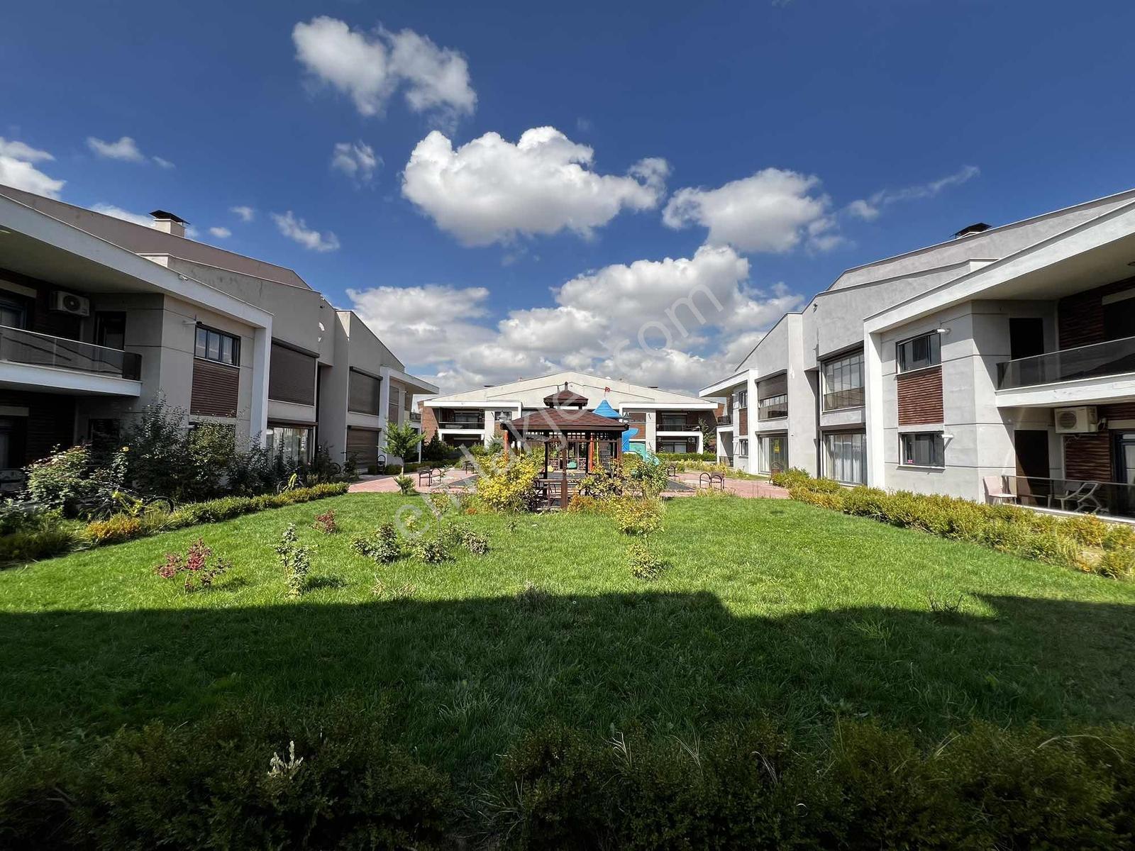 Lalebahçe Gülhane Evleri Site İçi Müstakil Tadında 5+1 Satılık — fotoğraf 2
