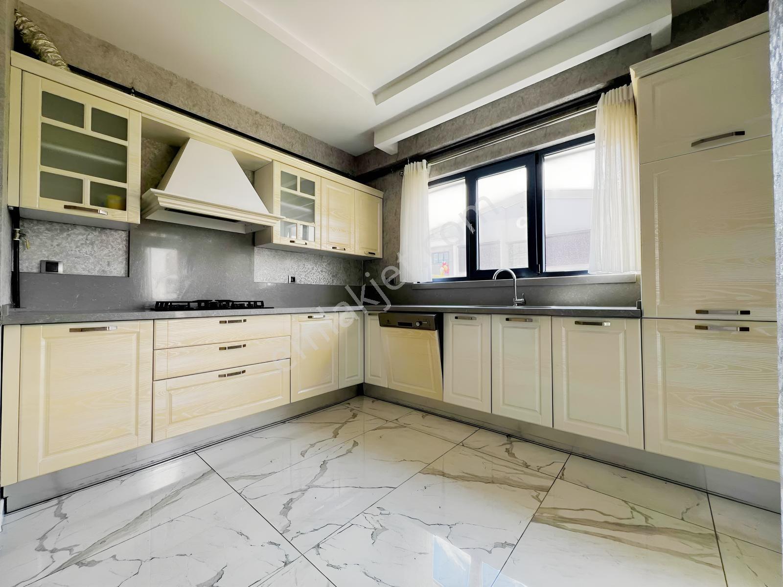 Lalebahçe Gülhane Evleri Site İçi Müstakil Tadında 5+1 Satılık — fotoğraf 8