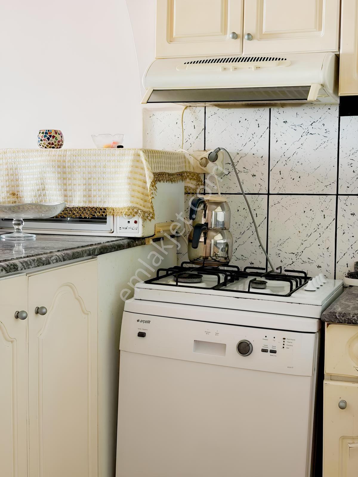 Erdek Sahil Tüzün Sitesi Deniz Manzaralı Satılık 1+1 Eşyalı — fotoğraf 9