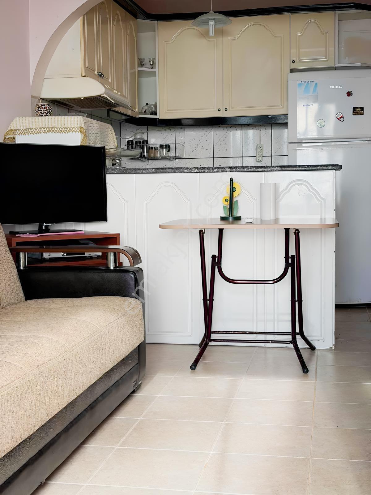 Erdek Sahil Tüzün Sitesi Deniz Manzaralı Satılık 1+1 Eşyalı — fotoğraf 10