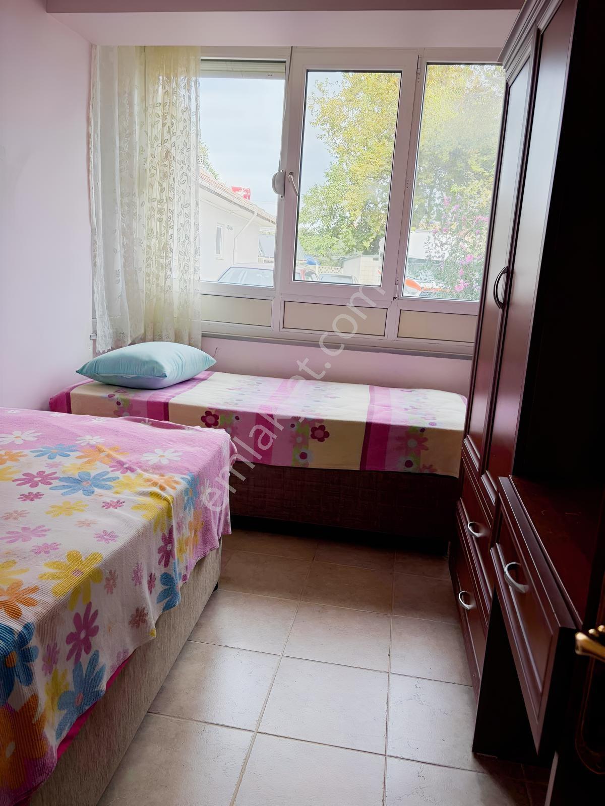 Erdek Sahil Tüzün Sitesi Deniz Manzaralı Satılık 1+1 Eşyalı — fotoğraf 12