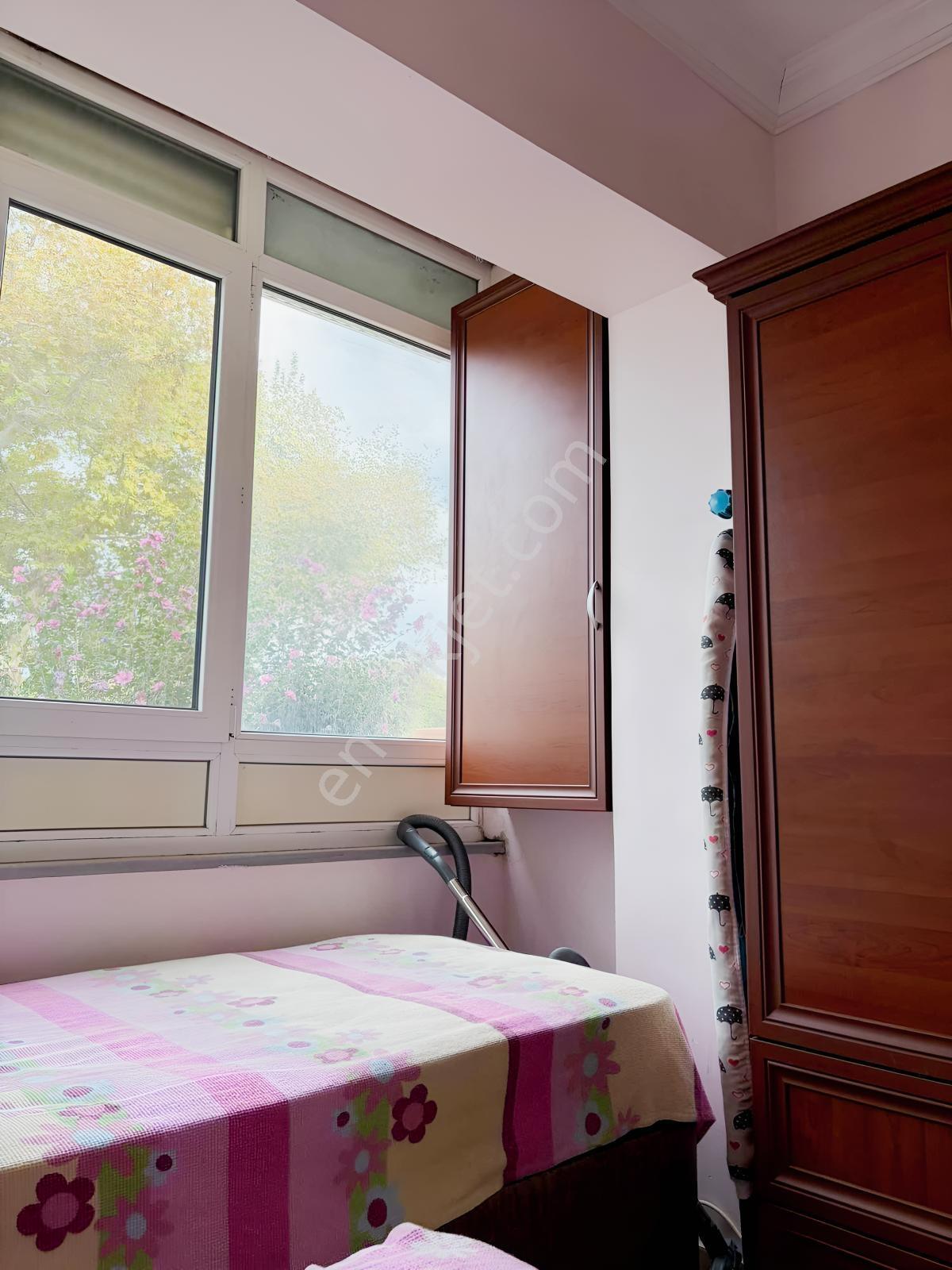 Erdek Sahil Tüzün Sitesi Deniz Manzaralı Satılık 1+1 Eşyalı — fotoğraf 13