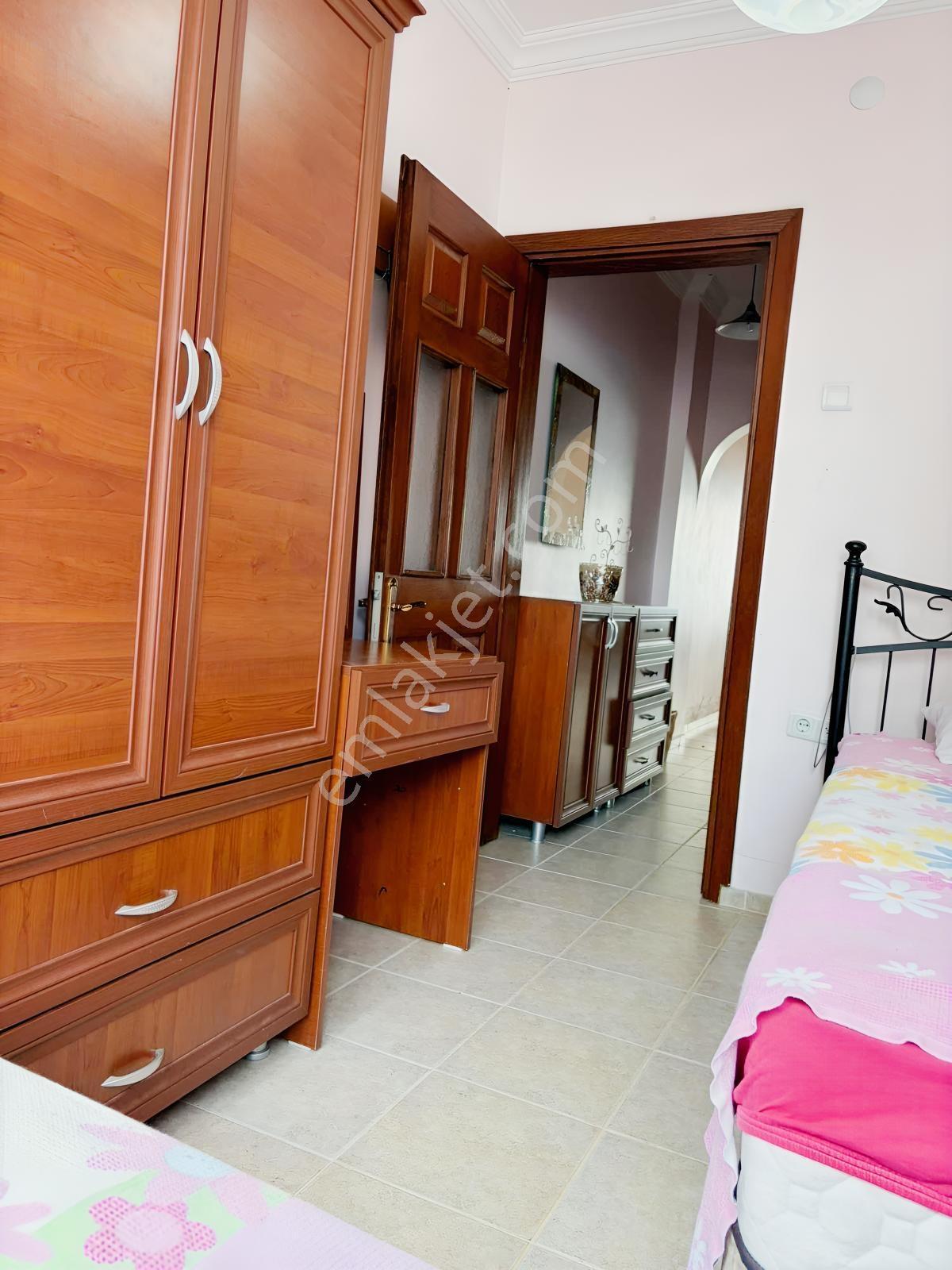 Erdek Sahil Tüzün Sitesi Deniz Manzaralı Satılık 1+1 Eşyalı — fotoğraf 14