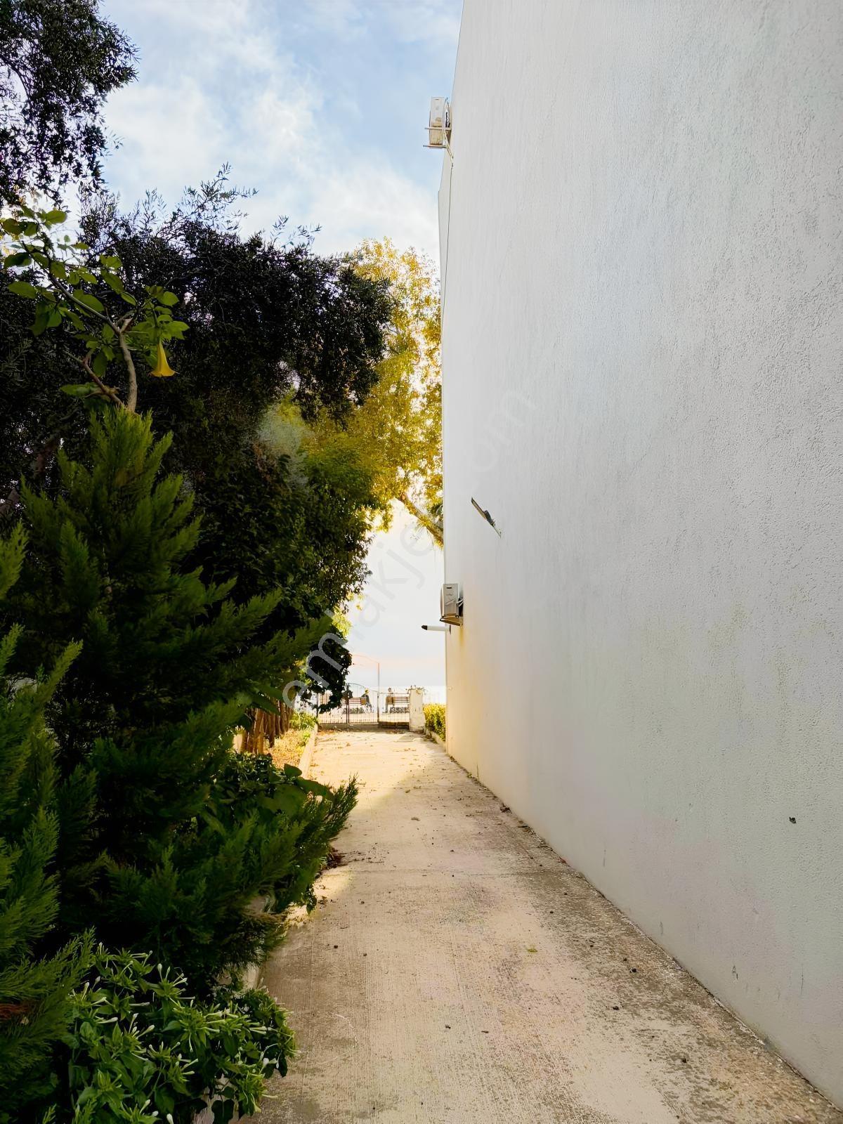 Erdek Sahil Tüzün Sitesi Deniz Manzaralı Satılık 1+1 Eşyalı — fotoğraf 32