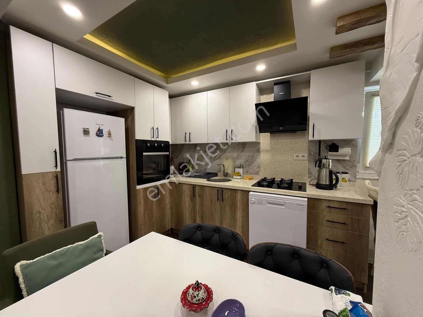 Topaloğlu Emlaktan Atakent Sitesinde Eşyalı 2+1 Lüks Daire — fotoğraf 13
