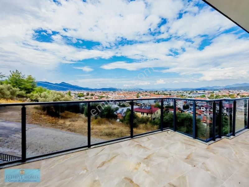 Yatırıma Uygun / Şehir Ve Deniz Manzaralı Lüks Daire Satılık — fotoğraf 18