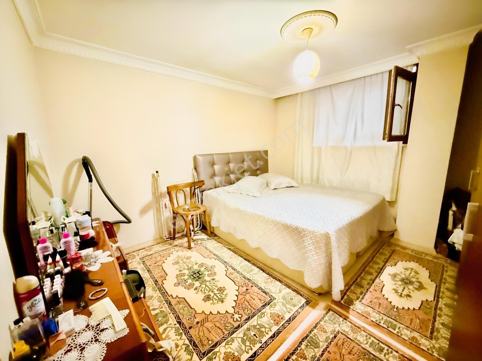 Küçükcekmwcw Merkezde Yeni Binada Satılık Daire — fotoğraf 5