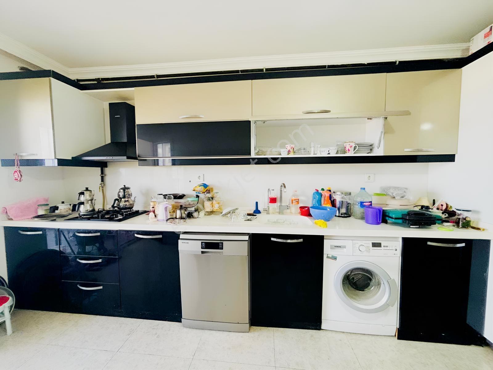 Güven'den 7/24 Güvenlikli Sitede Çift Balkon Ve Ebv. Banyolu 3+1 — fotoğraf 7