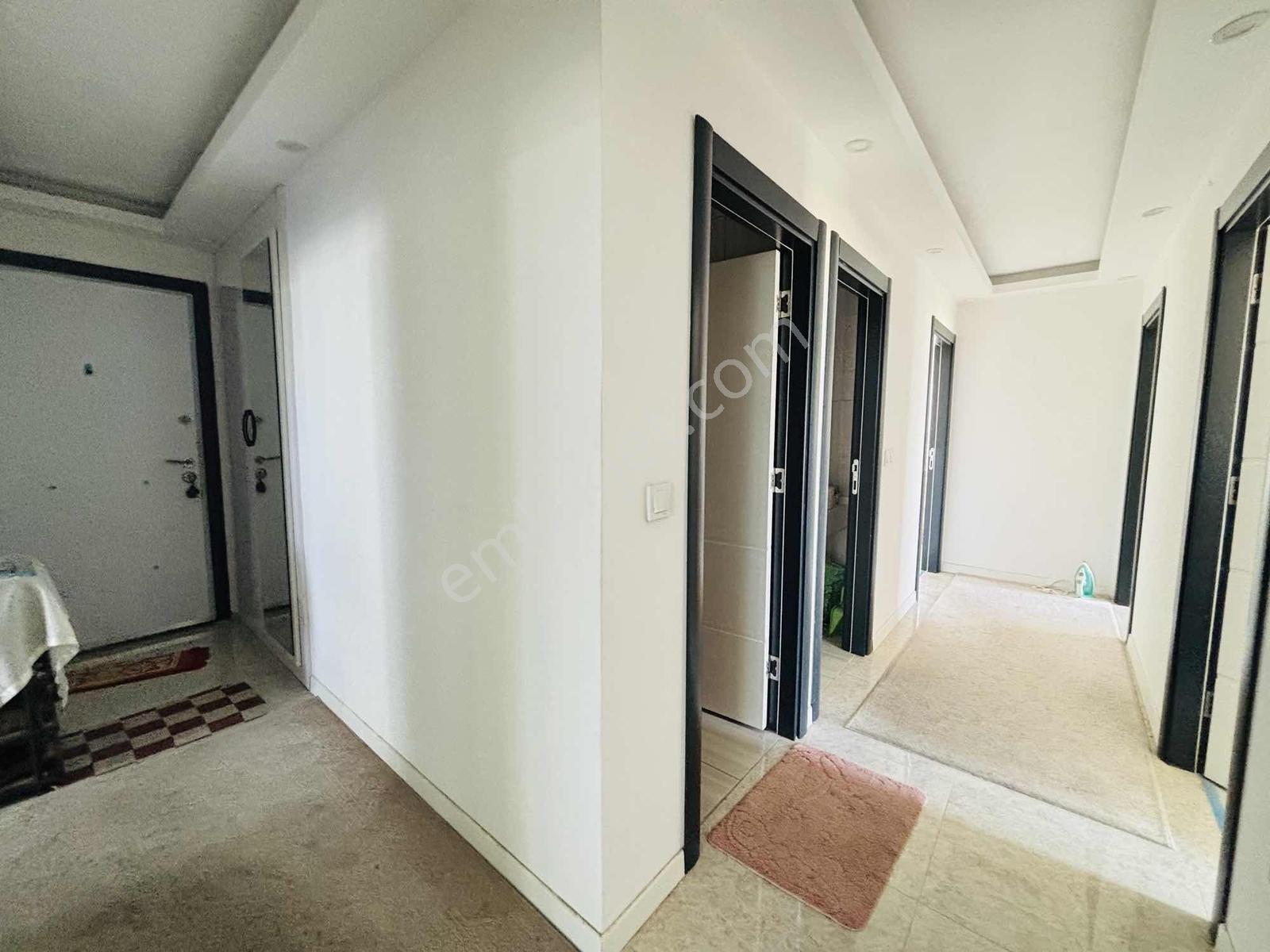 Güven'den 7/24 Güvenlikli Sitede Çift Balkon Ve Ebv. Banyolu 3+1 — fotoğraf 22