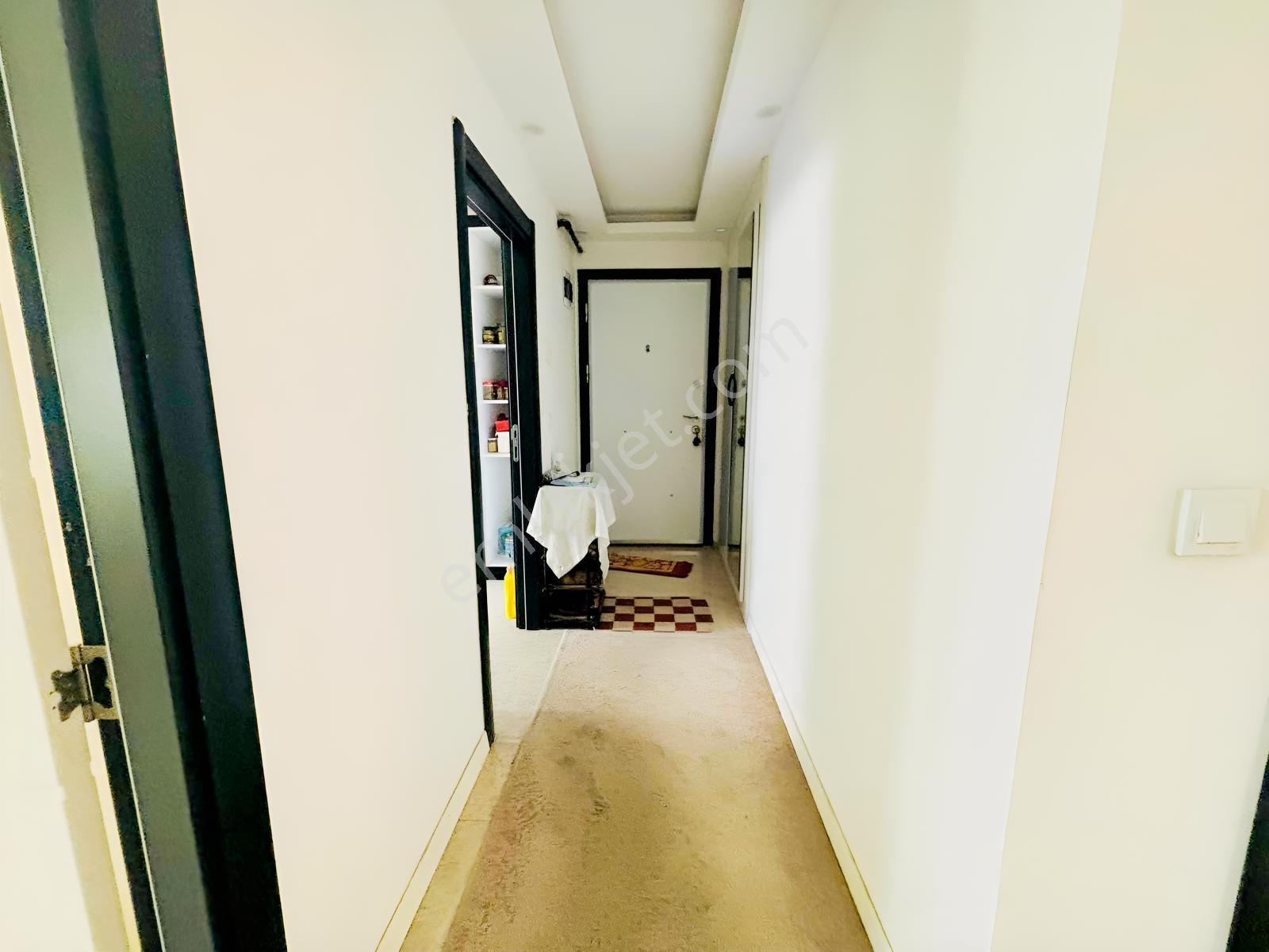 Güven'den 7/24 Güvenlikli Sitede Çift Balkon Ve Ebv. Banyolu 3+1 — fotoğraf 23