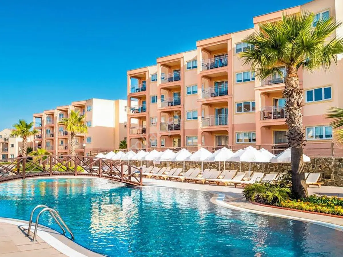 Kuşadası Golf Resortta Bahçe Kullanımlı 2+1 Eşyalı Daire — fotoğraf 3