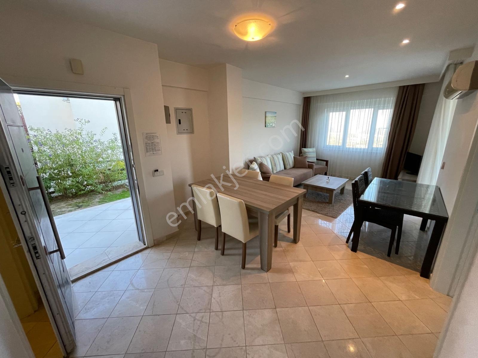Kuşadası Golf Resortta Bahçe Kullanımlı 2+1 Eşyalı Daire — fotoğraf 14