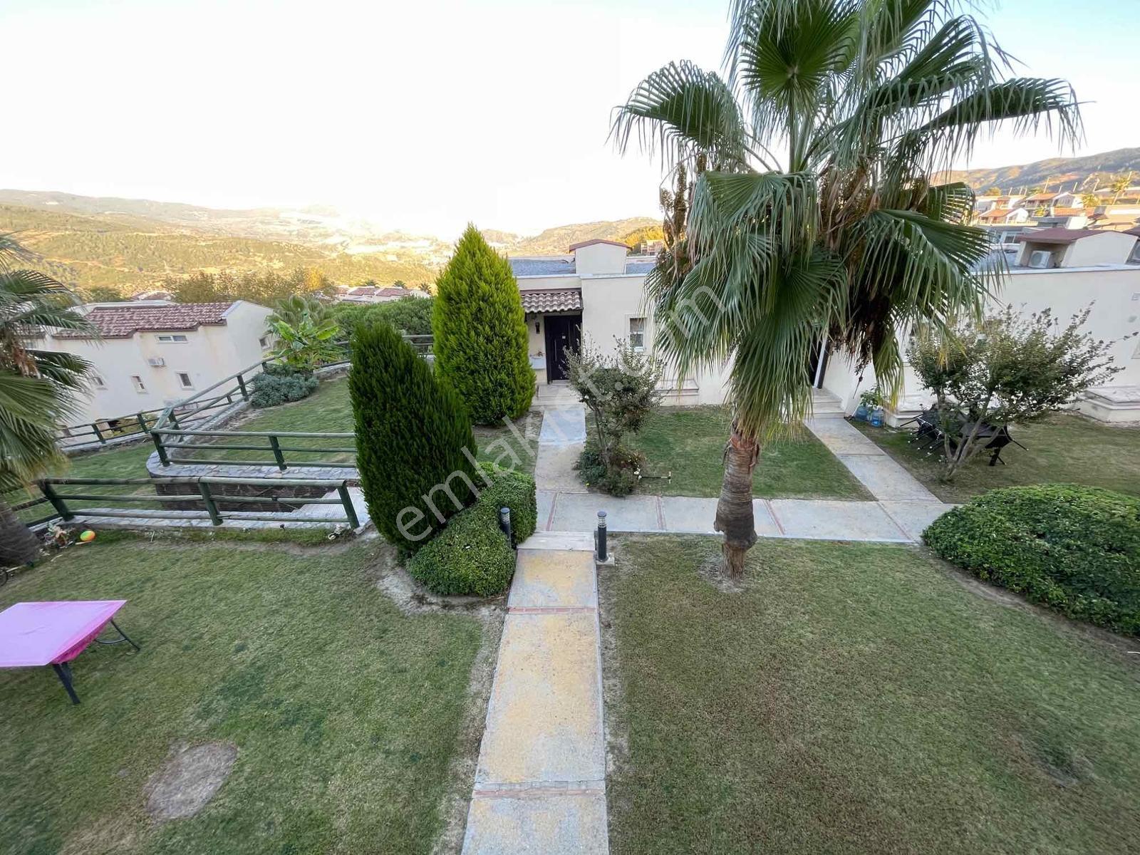 Kuşadası Golf Resortta Bahçe Kullanımlı 2+1 Eşyalı Daire — fotoğraf 29