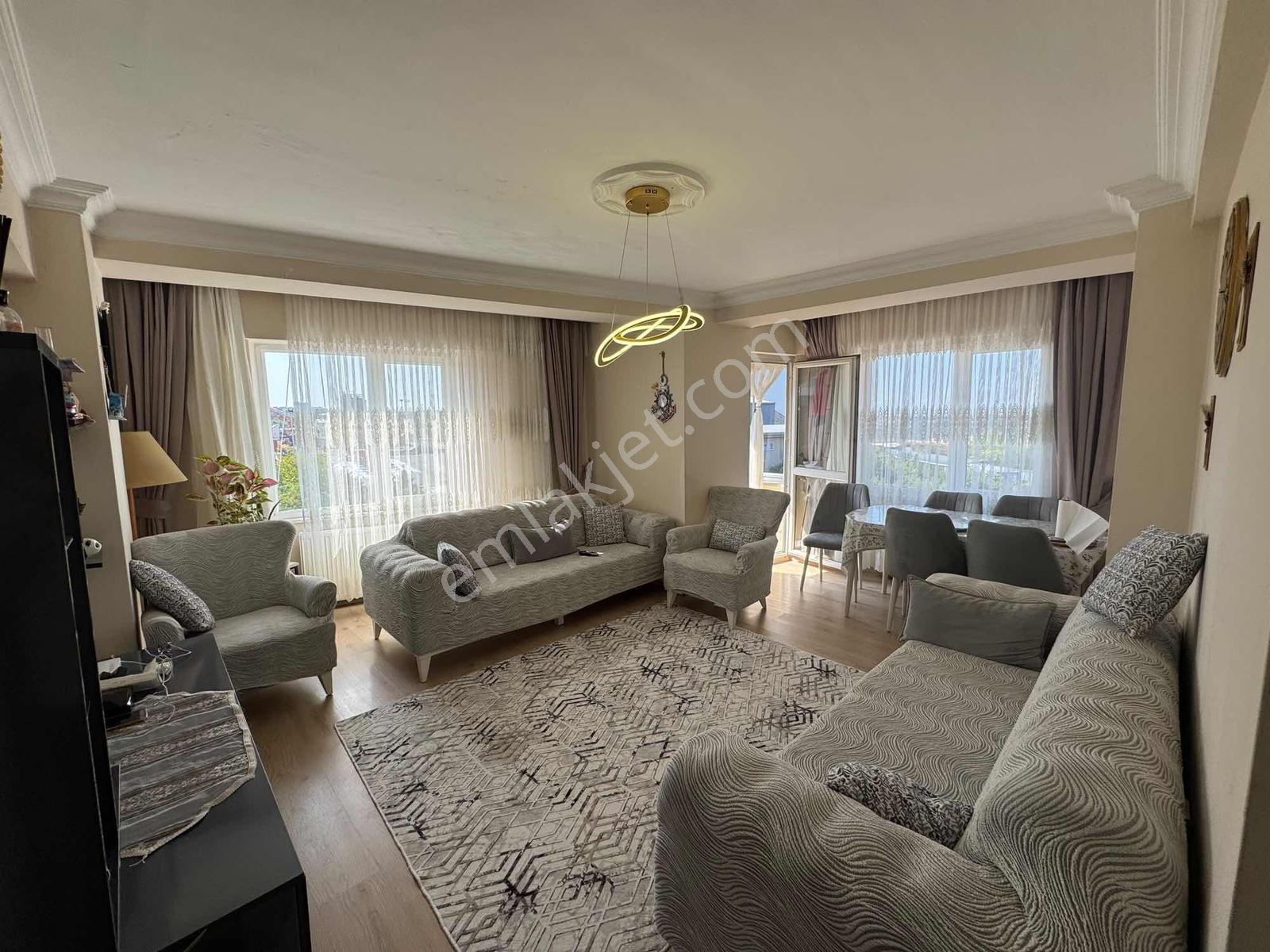 Mercan Emlak'tan Gazi Mah. 4+2 Tavanı Yüksek 200 M2 Dubleks — fotoğraf 2