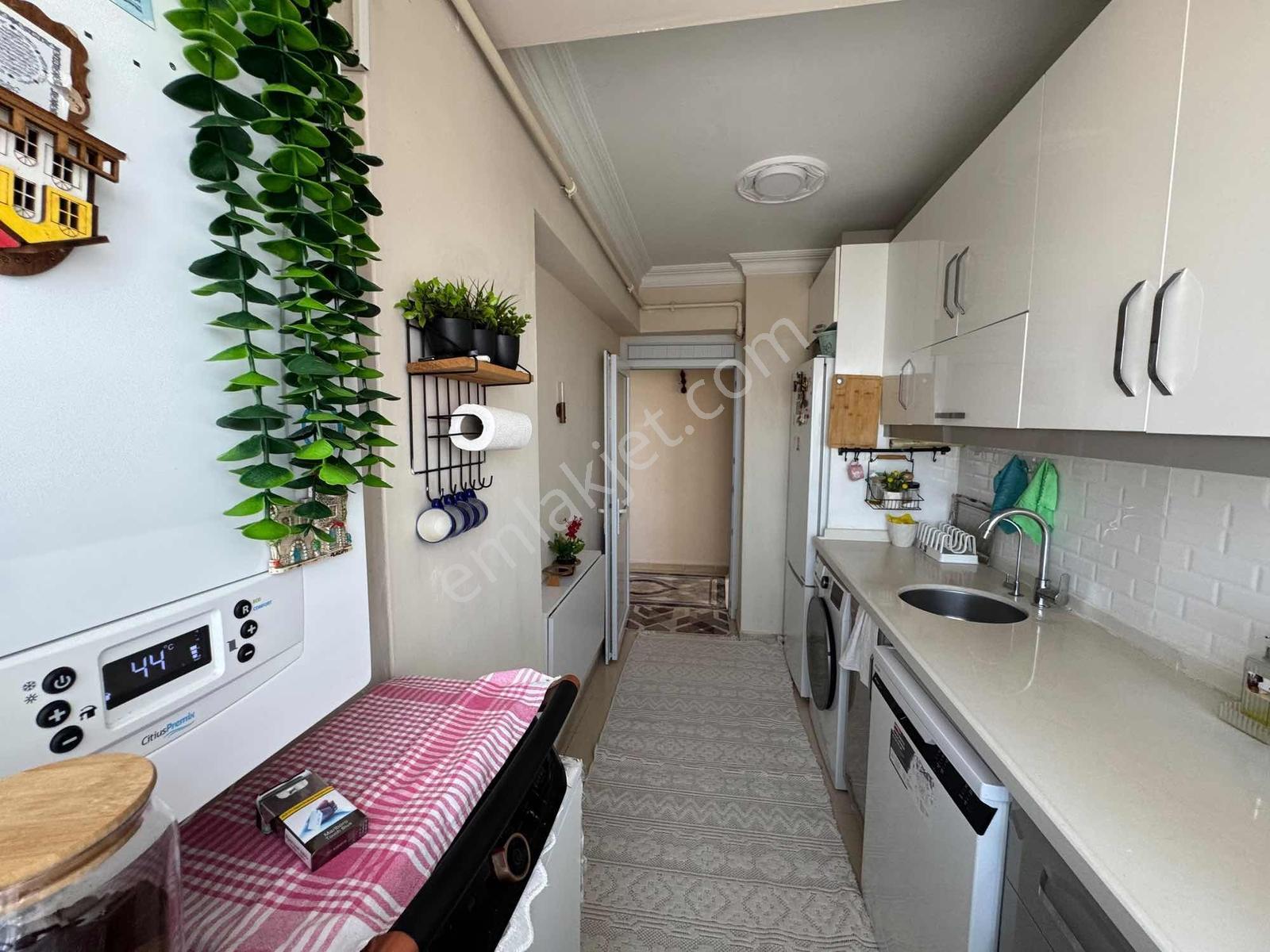 Mercan Emlak'tan Gazi Mah. 4+2 Tavanı Yüksek 200 M2 Dubleks — fotoğraf 15