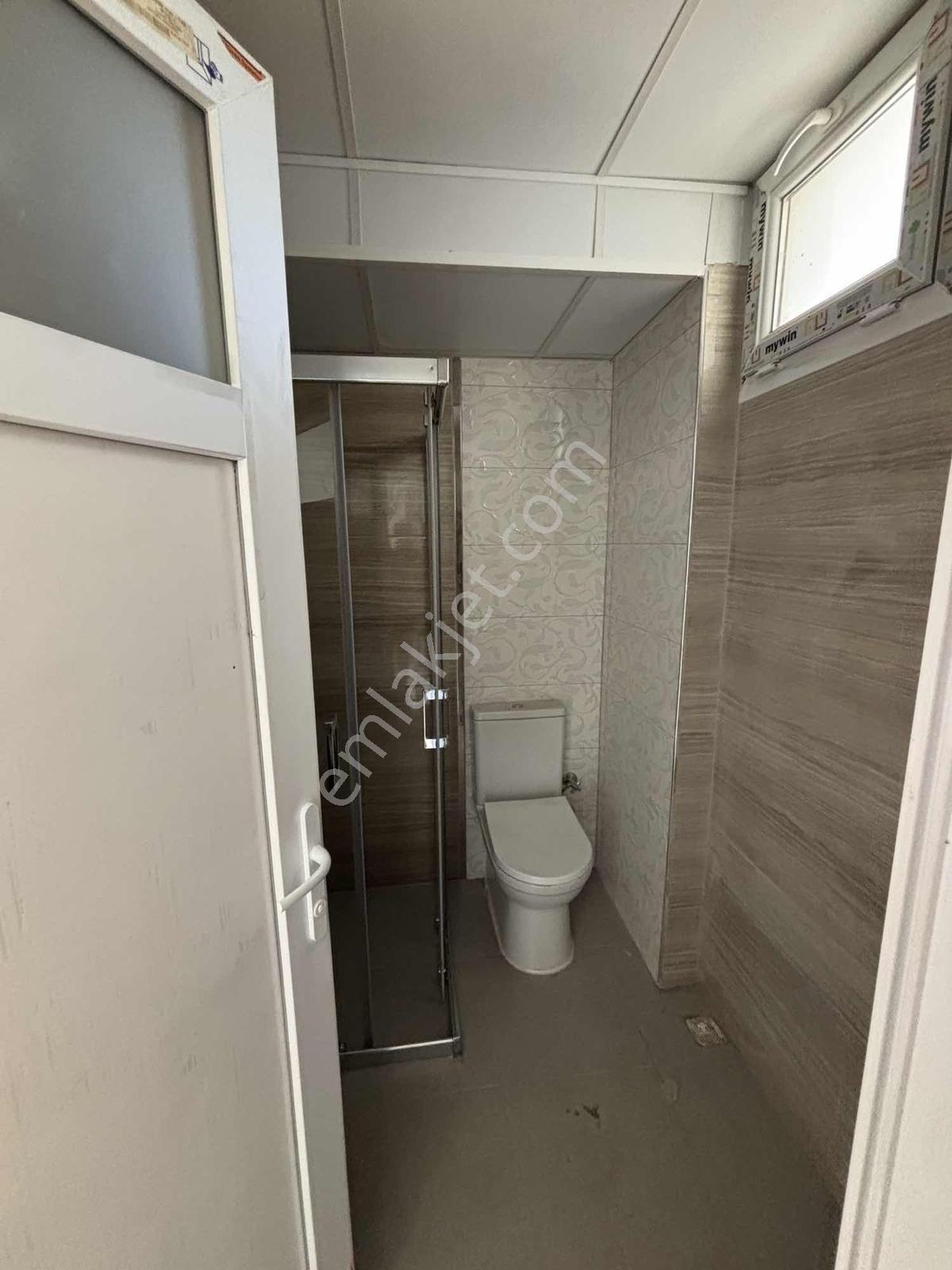 Havuzlu Sitede Geniş 1+1 Daire — fotoğraf 8